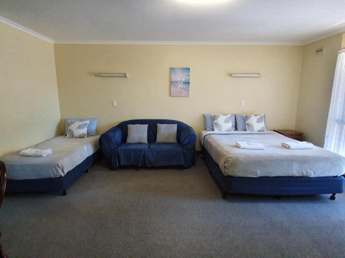 Beachport Motor Inn Bagian luar foto