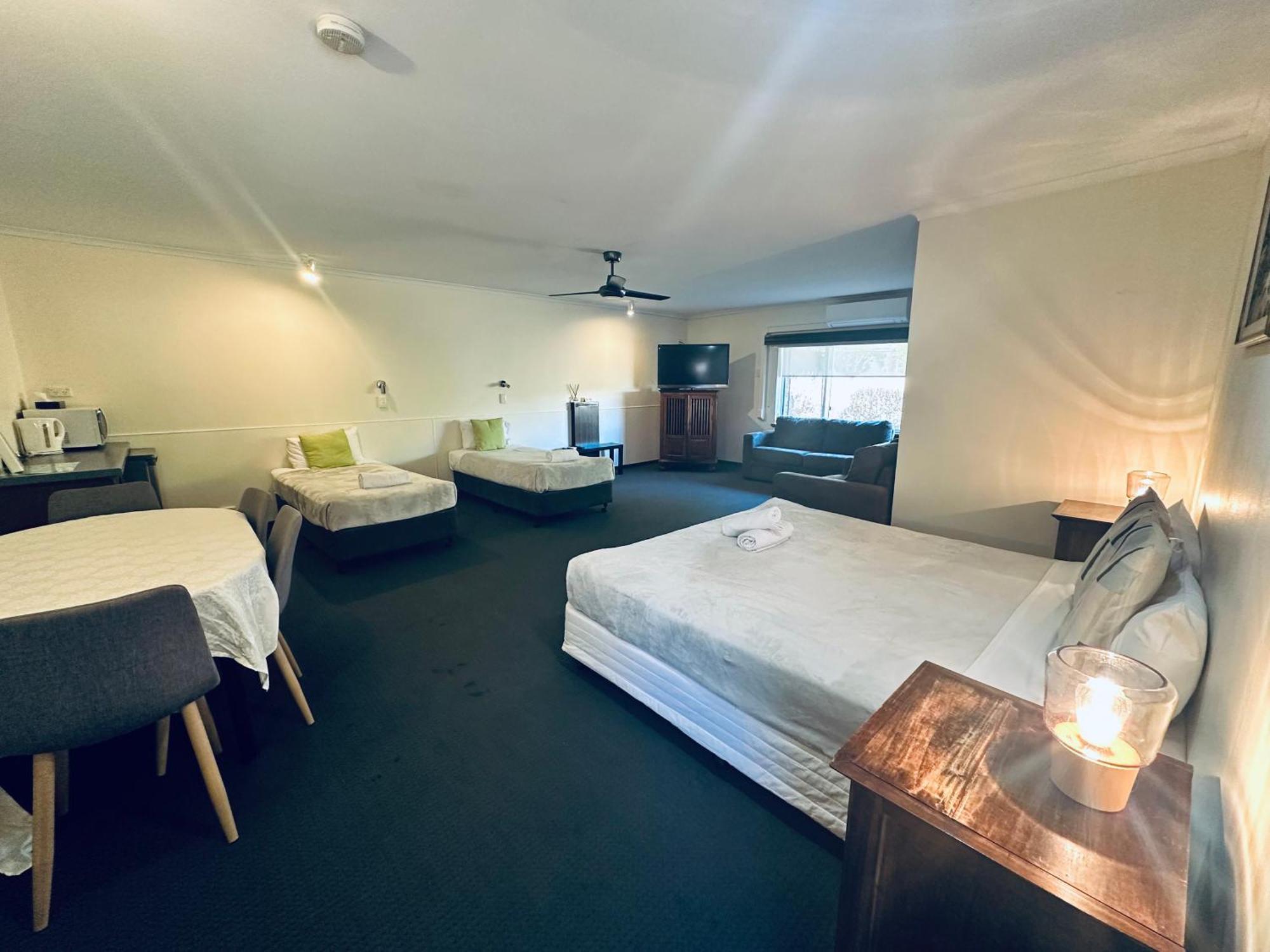 Beachport Motor Inn Bagian luar foto