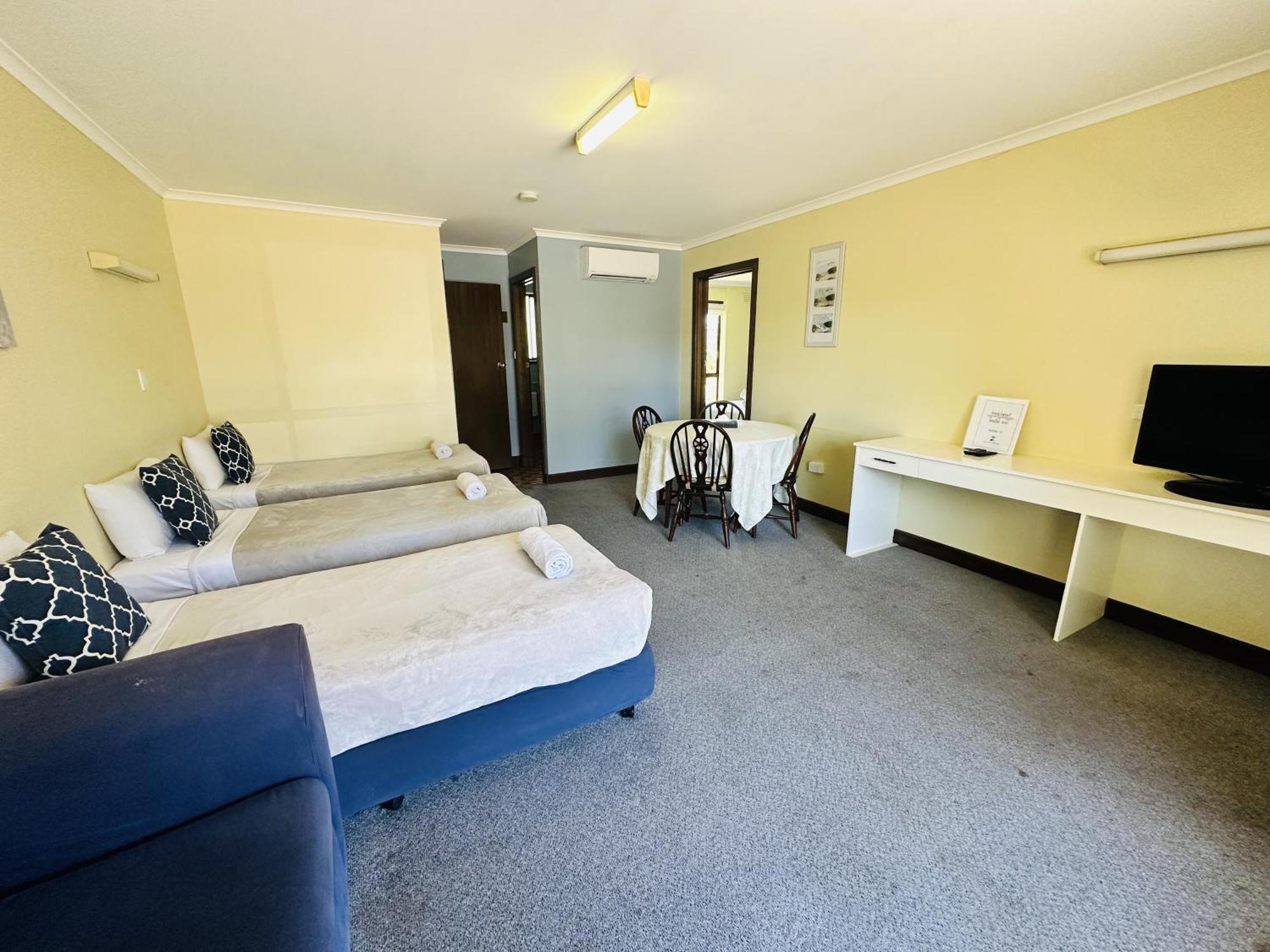 Beachport Motor Inn Bagian luar foto