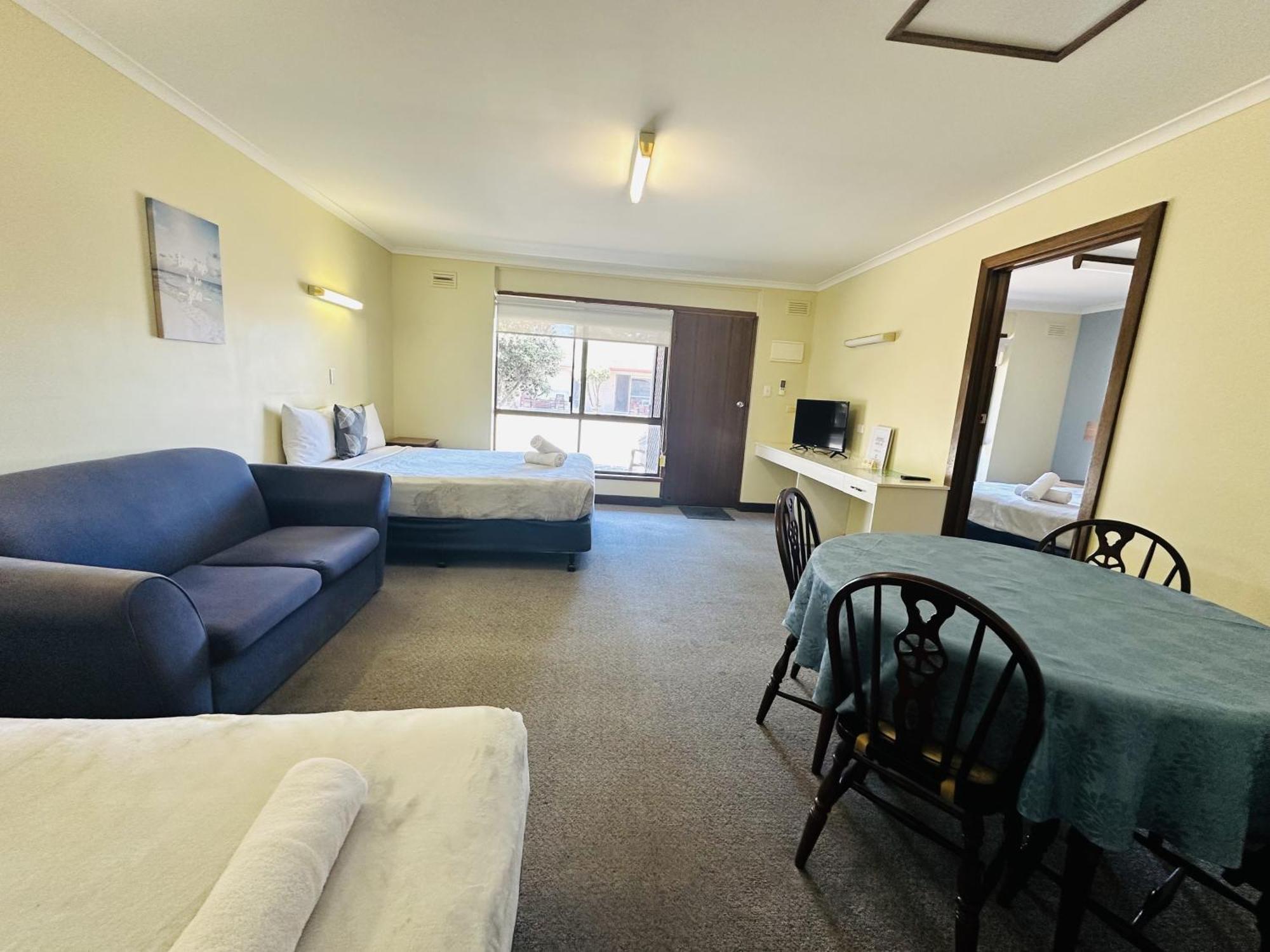 Beachport Motor Inn Bagian luar foto